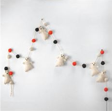 FELT GHOST GARLAND 72"